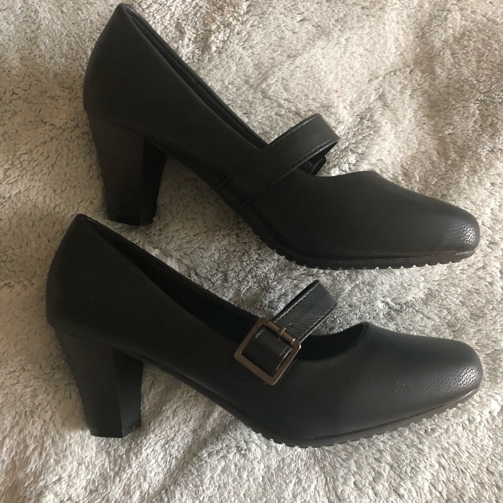 Flight Attendant Work Shoes